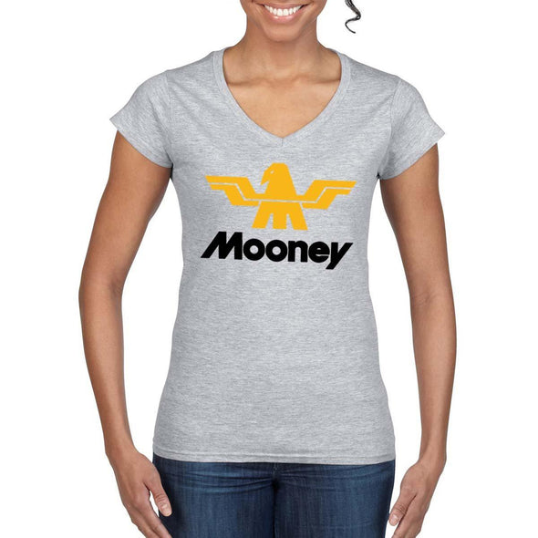 MOONEY Vintage Logo Women's T-Shirt. - Mach 5